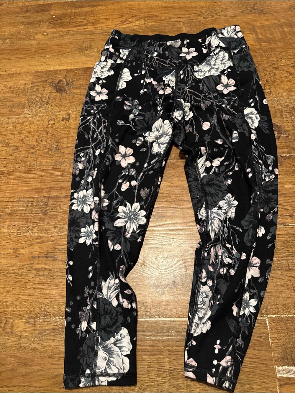 Victoria’s Secret 16 XL floral leggings